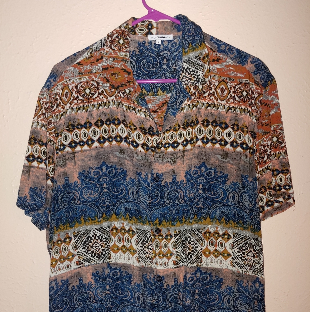 FashionNOVA Men's Button down Shirt